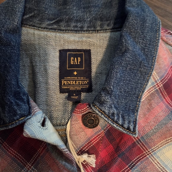 Gap + Pendleton 1969 Icon Plaid Panel Accent Denim Jeans Jacket - Picture 2 of 9